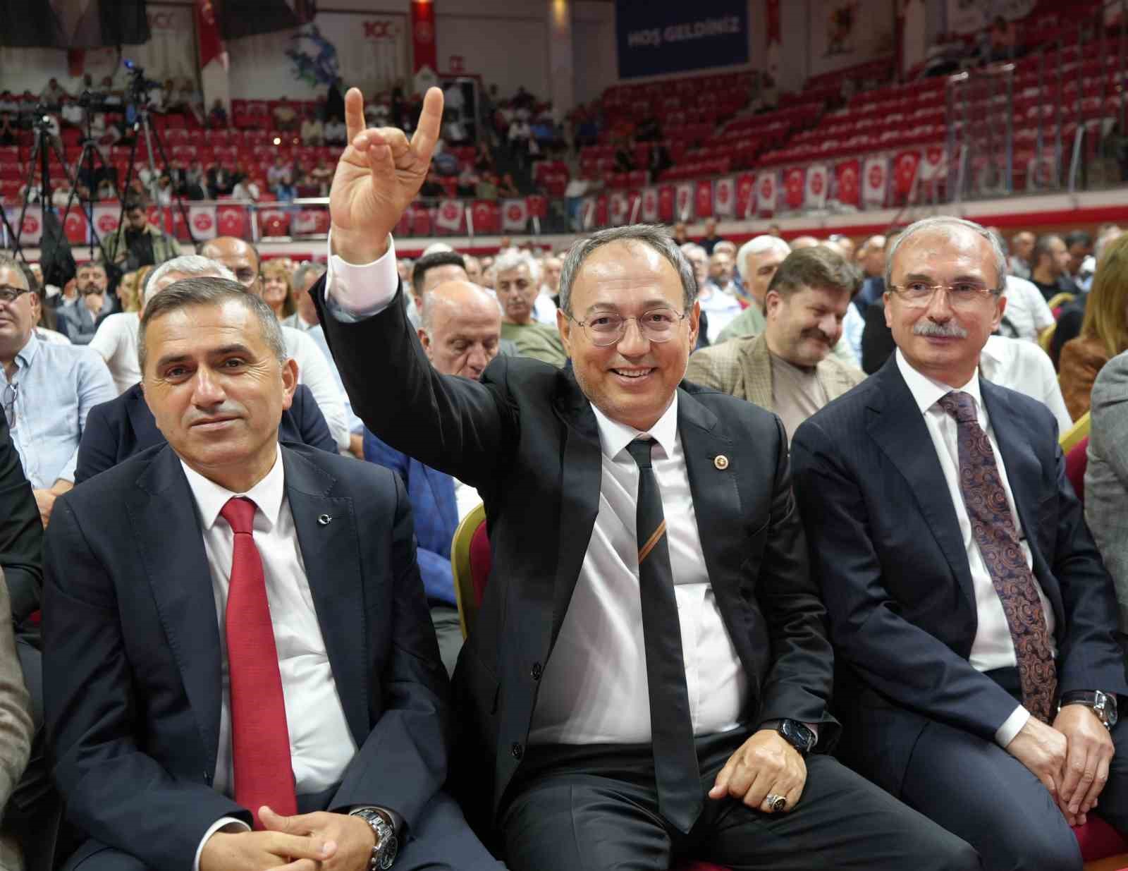 mhp-genel-baskan-yardimcisi-prof-dr-topsakal-suriye-ic-birlik-olarak-turkiye-ye-baglandigini-gosterdi