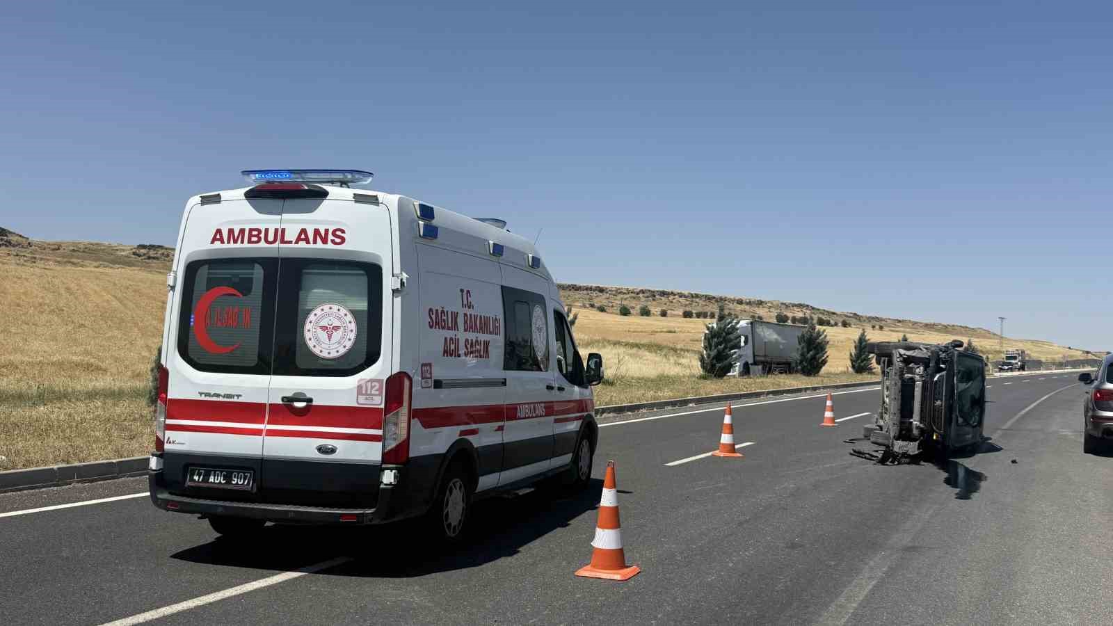 diyarbakir-da-otomobil-ile-hafif-ticari-arac-carpisti-7-yarali