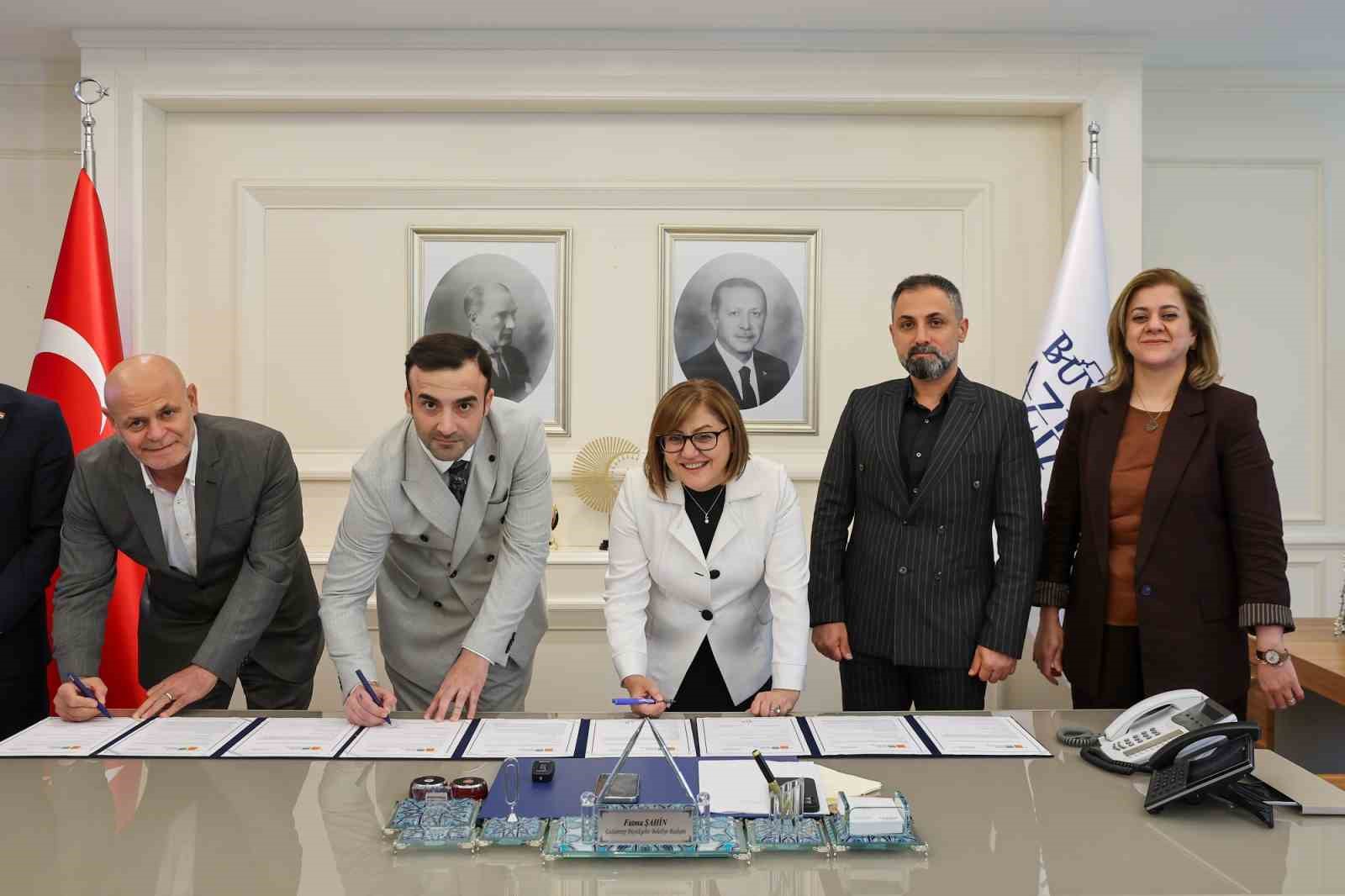 gaziantep-buyuksehir-belediyesi-onculugunde-gazi-sehir-exposport-2027-spor-fuari-na-hazirlaniyor