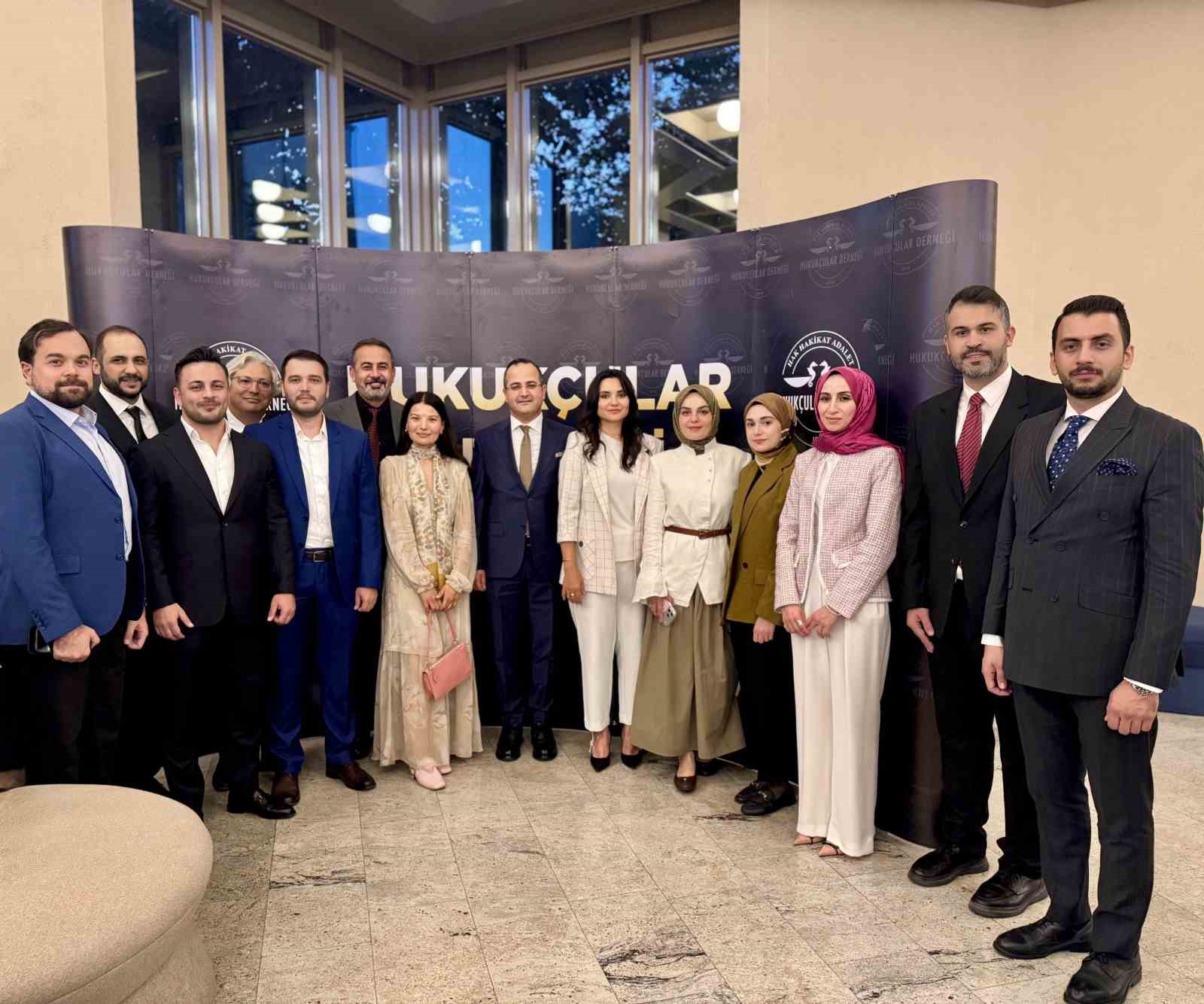 hukukcular-dernegi-nden-2026-2027-adli-yil-acilis-gecesi-ve-uye-bulusmasi