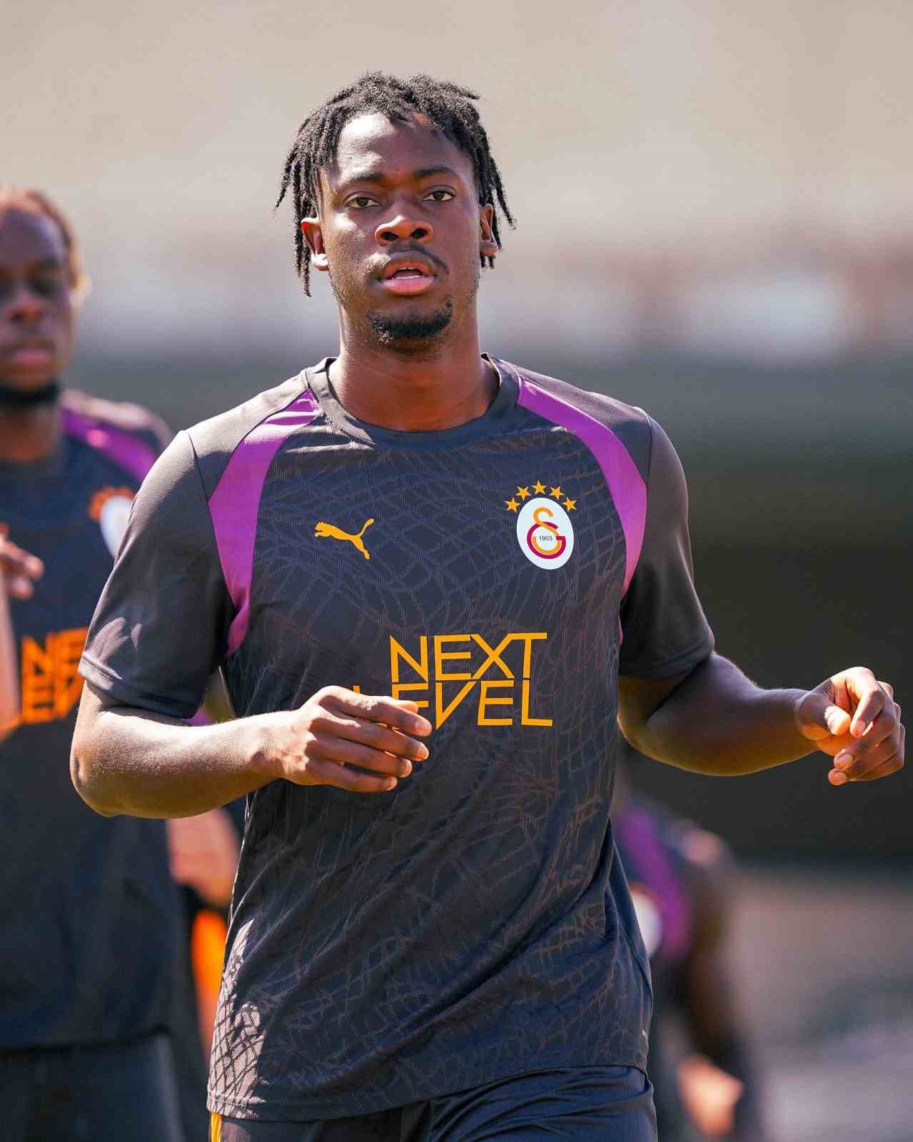 galatasaray-sporting-maci-hazirliklarini-surdurdu
