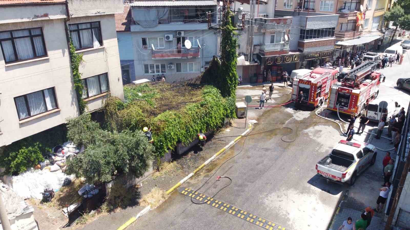 balikesir-de-cardak-yangini-korkuttu