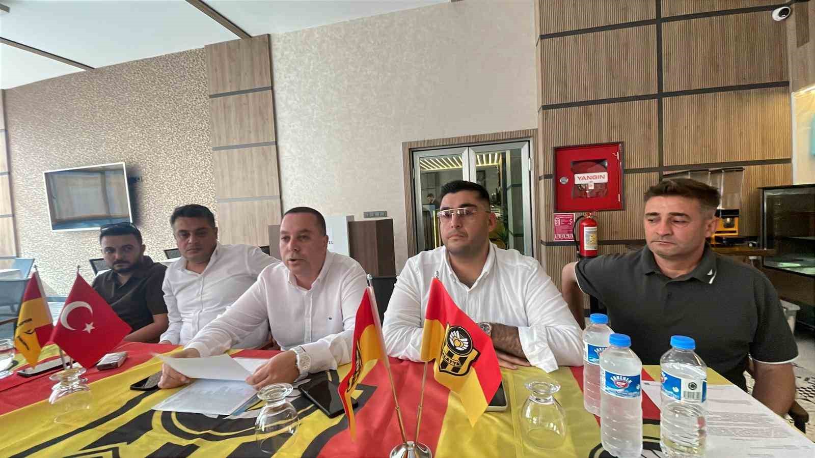 yeni-malatyaspor-baskani-abdullah-aksogan-takimimizin-sahaya-cikmasiyla-ilgili-herhangi-bir-problem-bulunmuyor