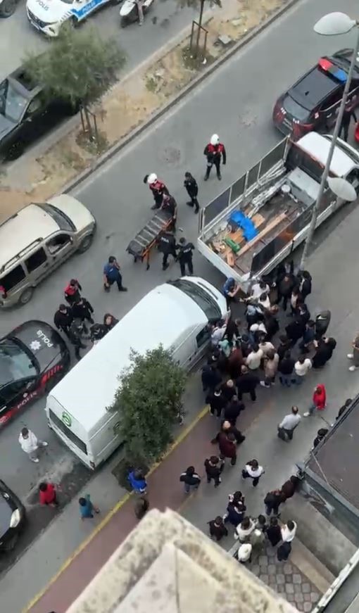 darp-ettikleri-adamin-evini-basip-sikayetini-cek-dediler-ortalik-savas-alanina-dondu