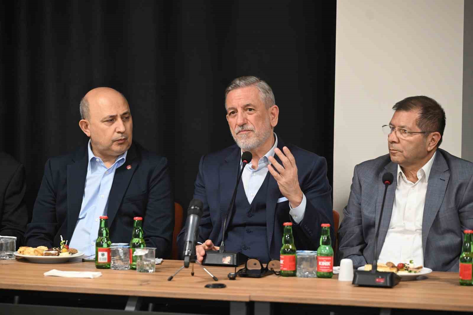 btso-baskani-ibrahim-burkay-kayapa-osb-deki-firmalarla-bulustu