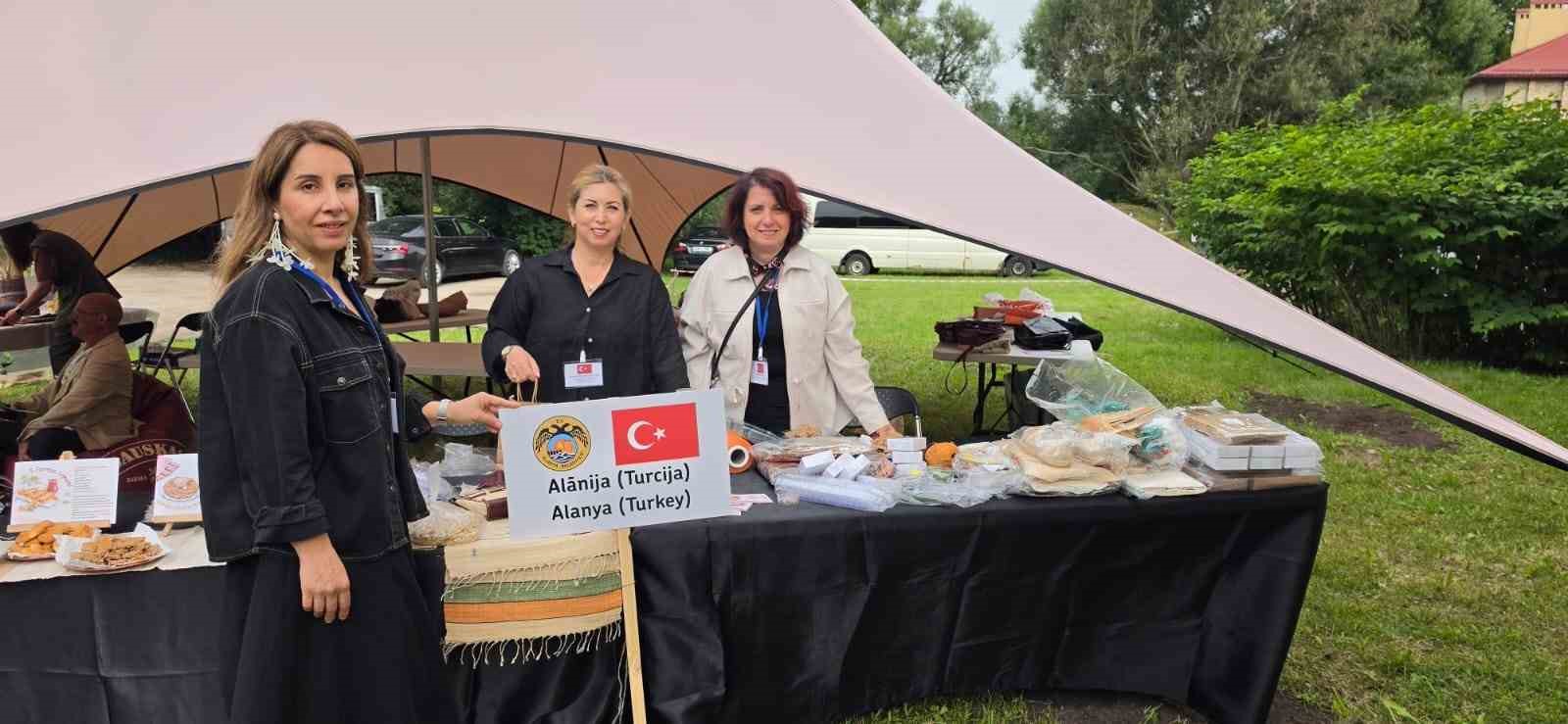 talsi-de-alanya-nin-kulturu-ve-yerel-degerleri-tanitildi