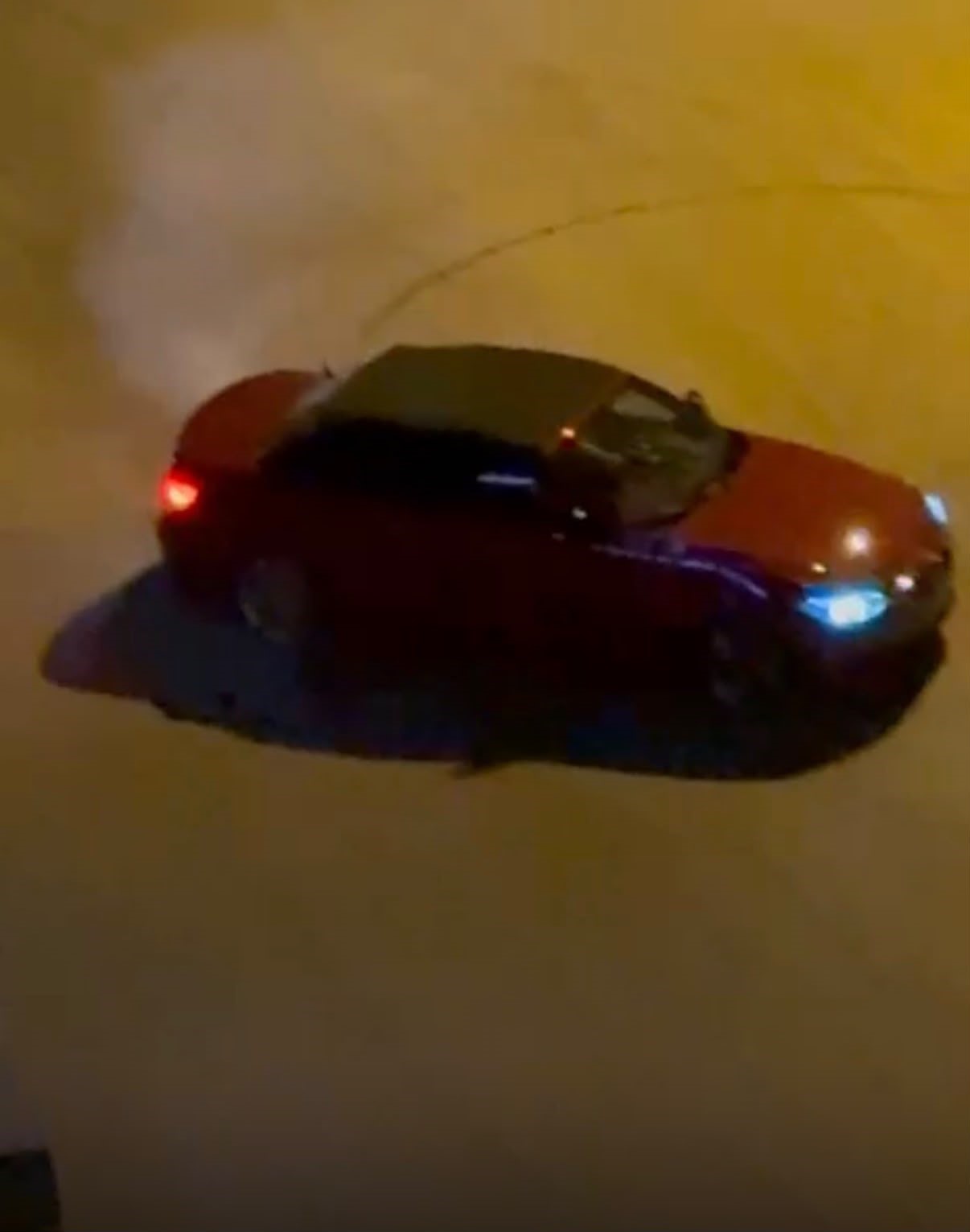 izmir-de-mahalleliyi-bezdiren-drift-magandalari-kamerada