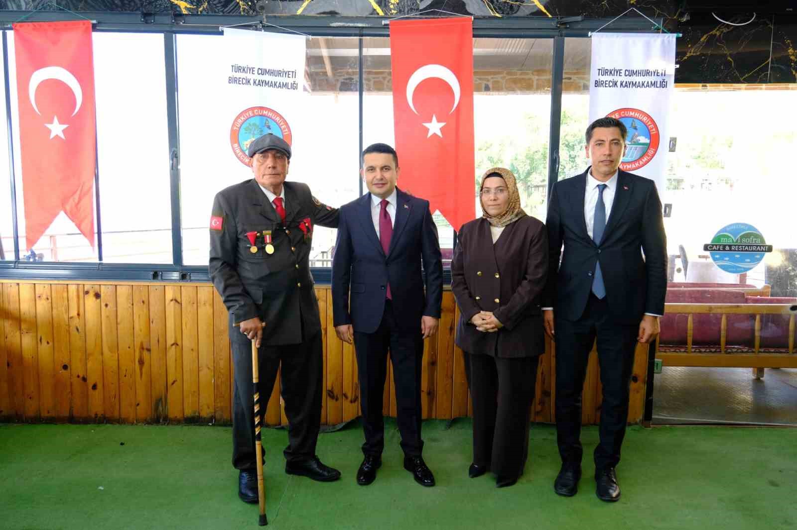 birecik-te-gaziler-gunu-kutlandi