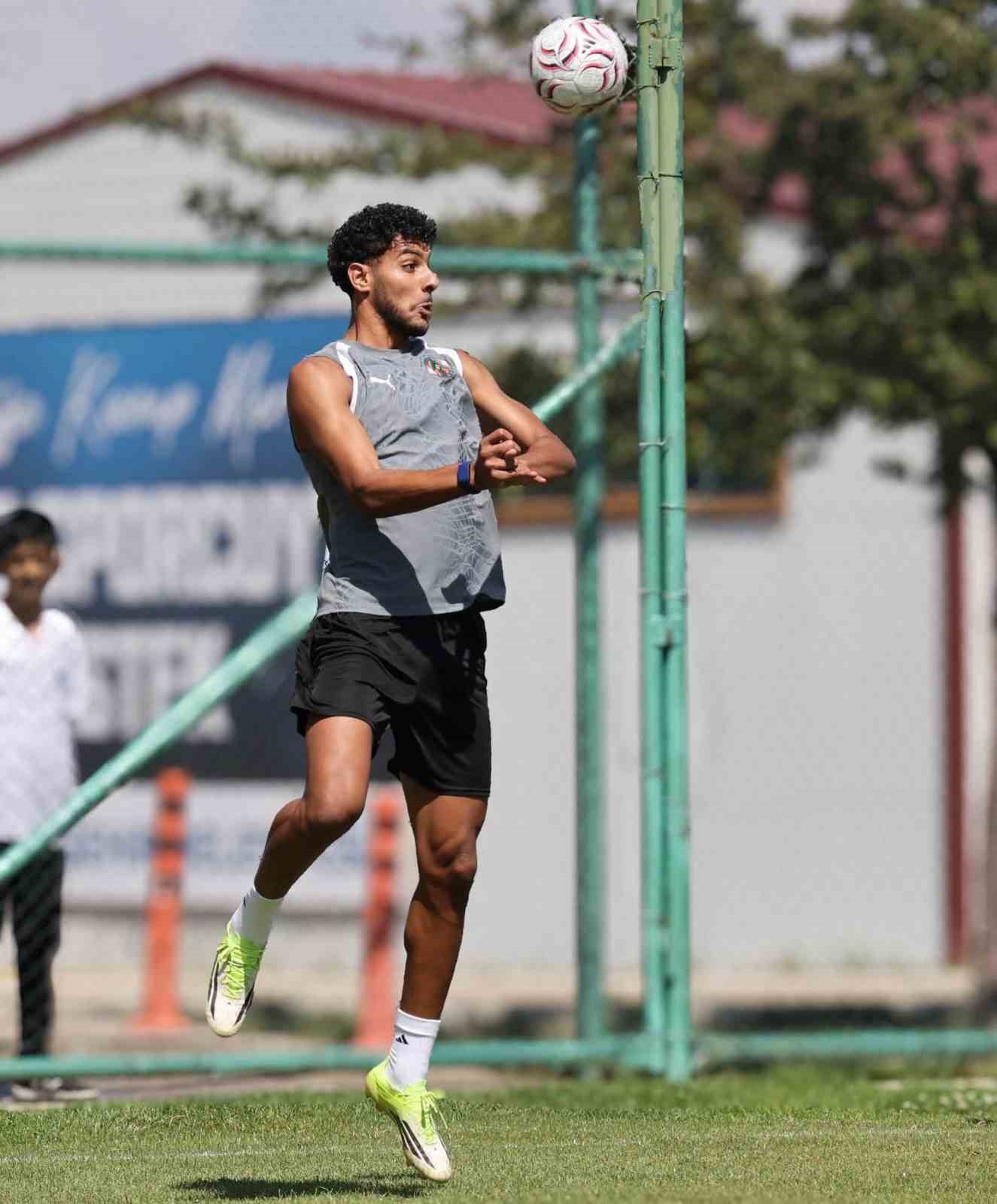 alanyaspor-un-erzurum-kampi-sona-erdi