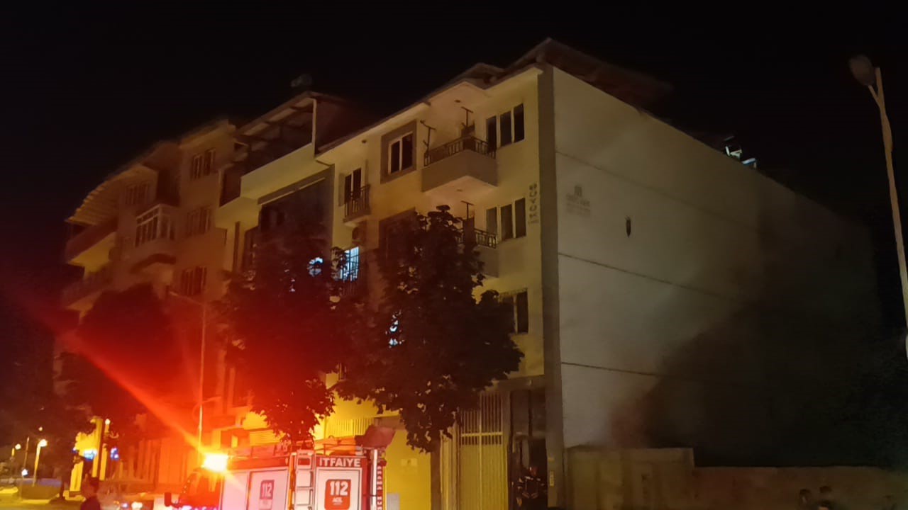 malatya-da-apartman-catisinda-gocuk