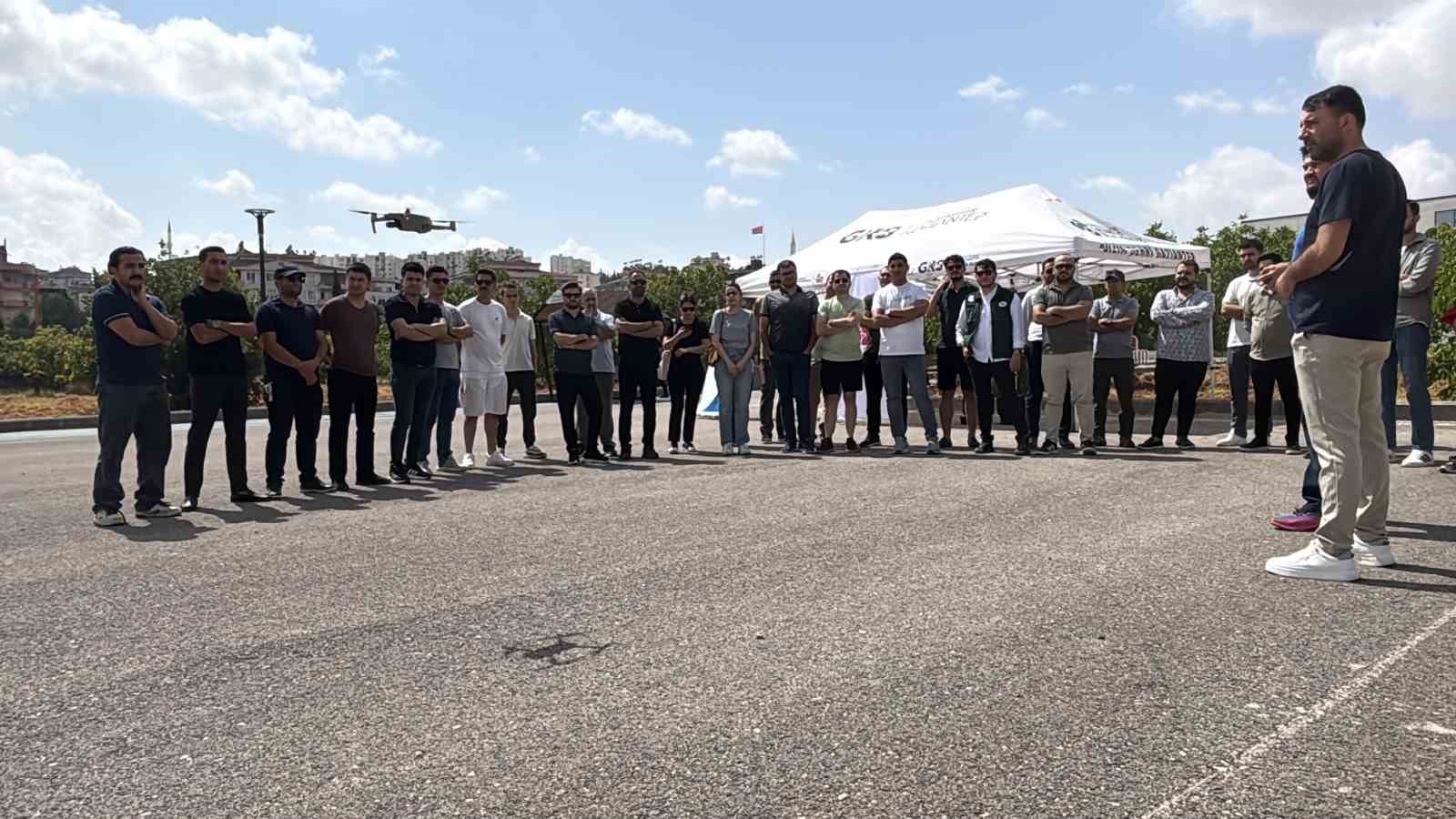 gaziantep-te-dron-destekli-habercilik-egitim-programi-yapildi