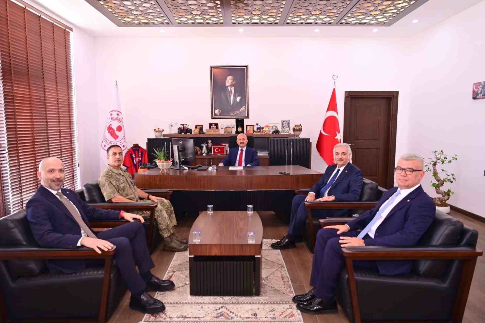 aydin-valisi-varol-soke-de-incelemelerde-bulundu