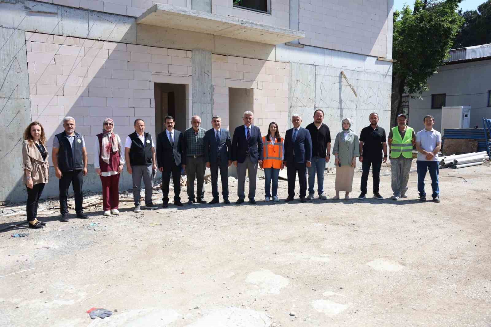 uzunmustafa-ilkokulu-ek-binasinda-incelemeler-yapildi