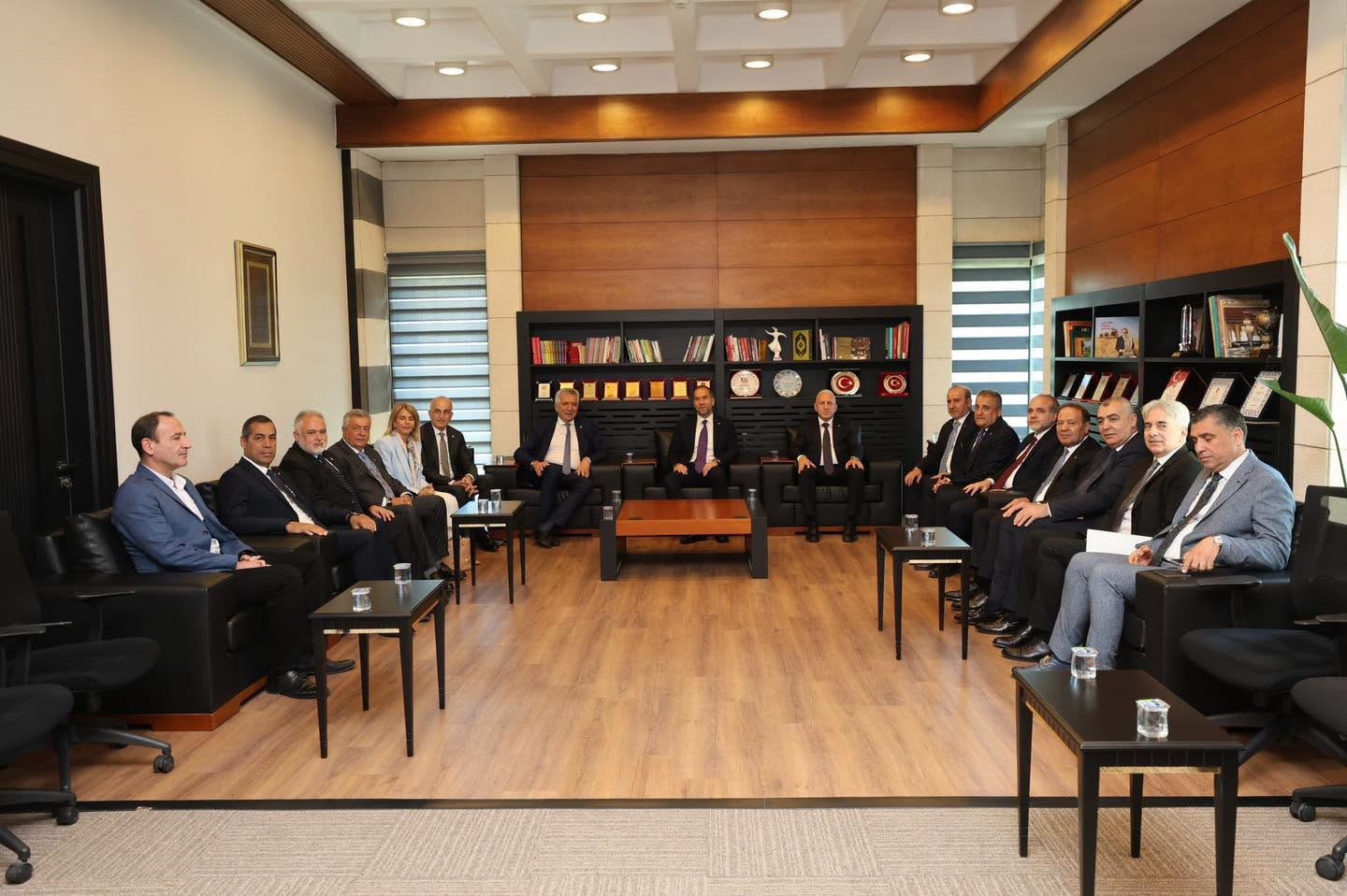 baskan-ozdemir-iso-heyetine-nigde-nin-yatirim-potansiyelini-anlatti