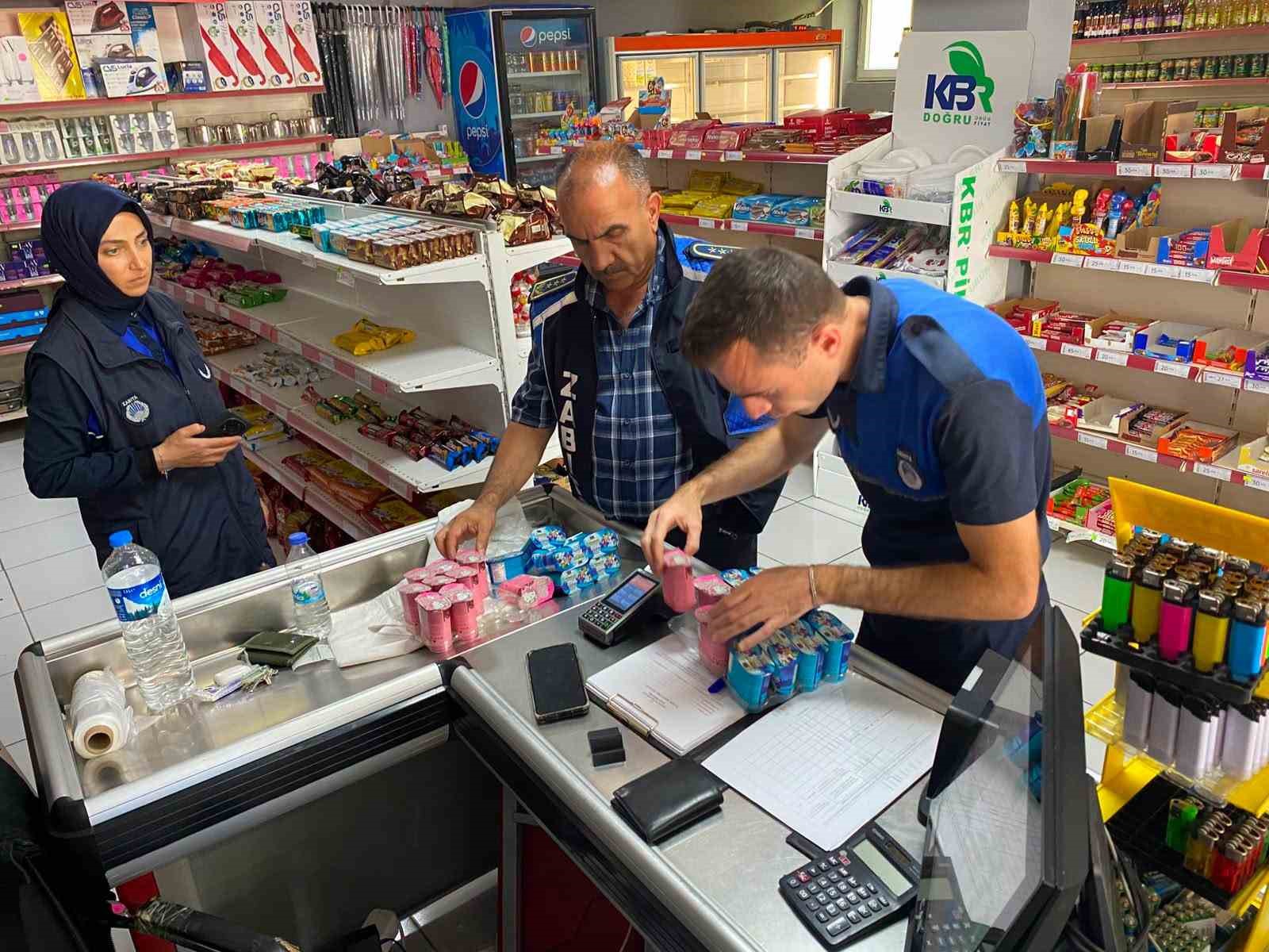 erzincan-da-372-markete-es-zamanli-denetim-tarihi-gecmis-urunler-imha-edildi