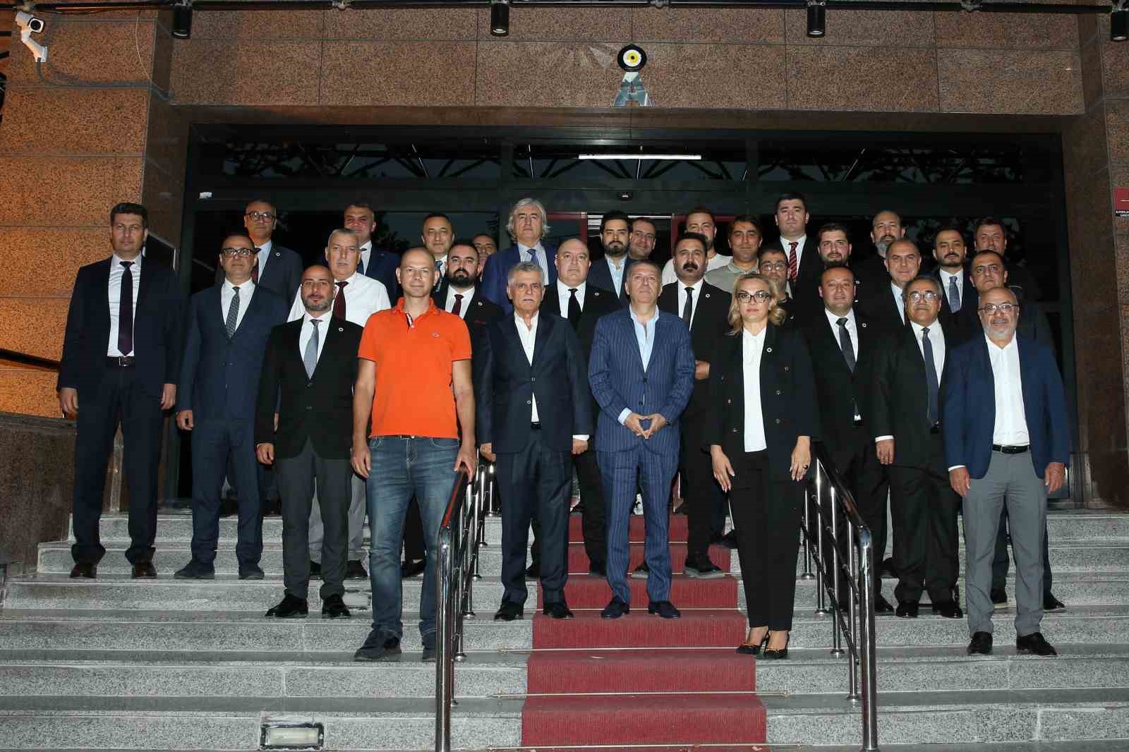 genclerbirligi-nde-yeni-yonetimin-gorev-dagilimi-belli-oldu