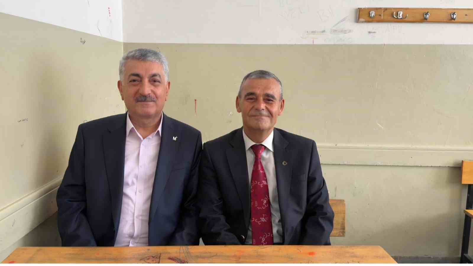 42-yil-sonra-ayni-sirada-bulustular