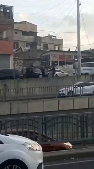 diyarbakir-da-3-kisinin-oldugu-silahli-kavga-ani-kamerada