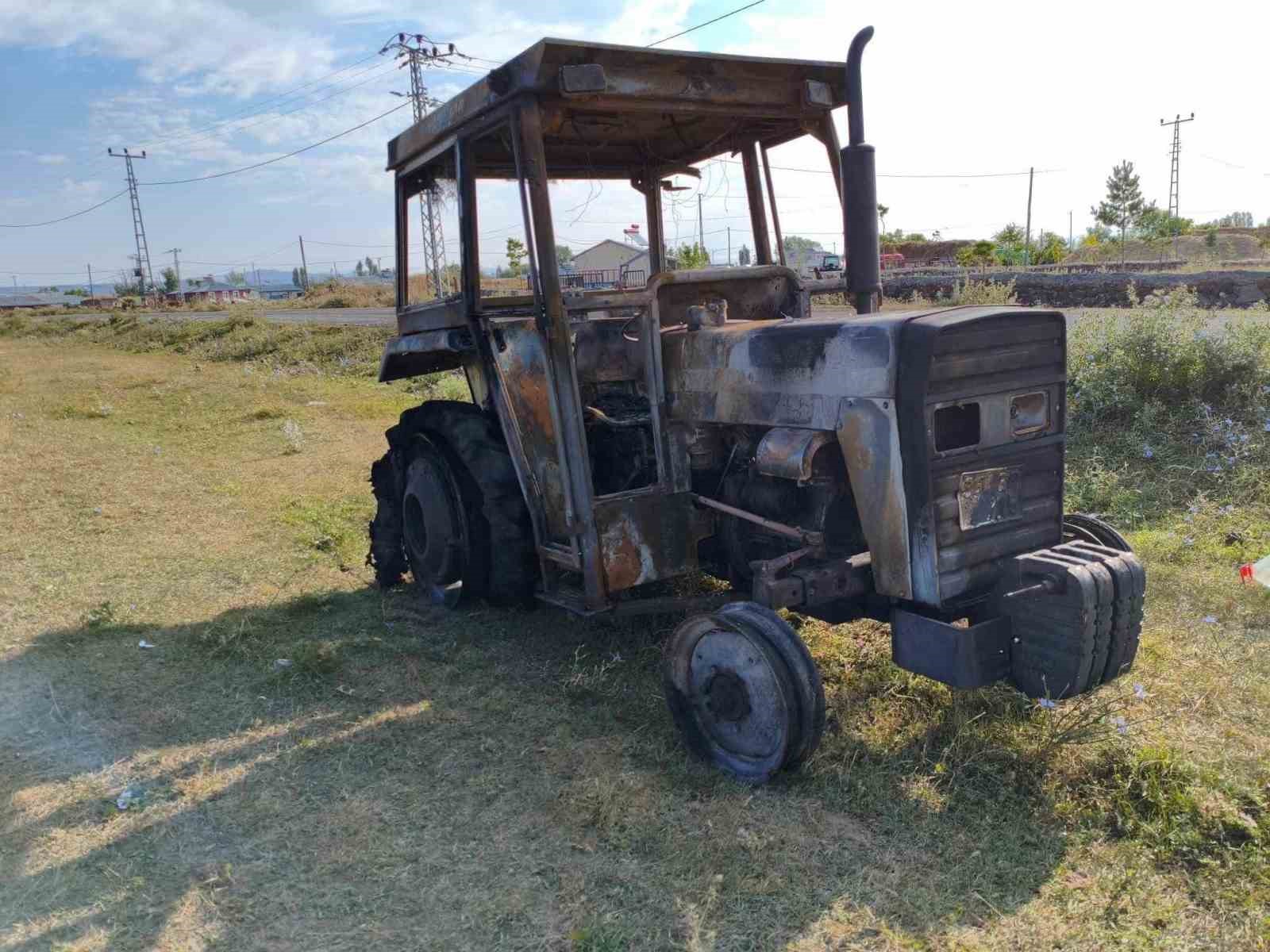 kars-ta-traktor-alev-alev-yandi