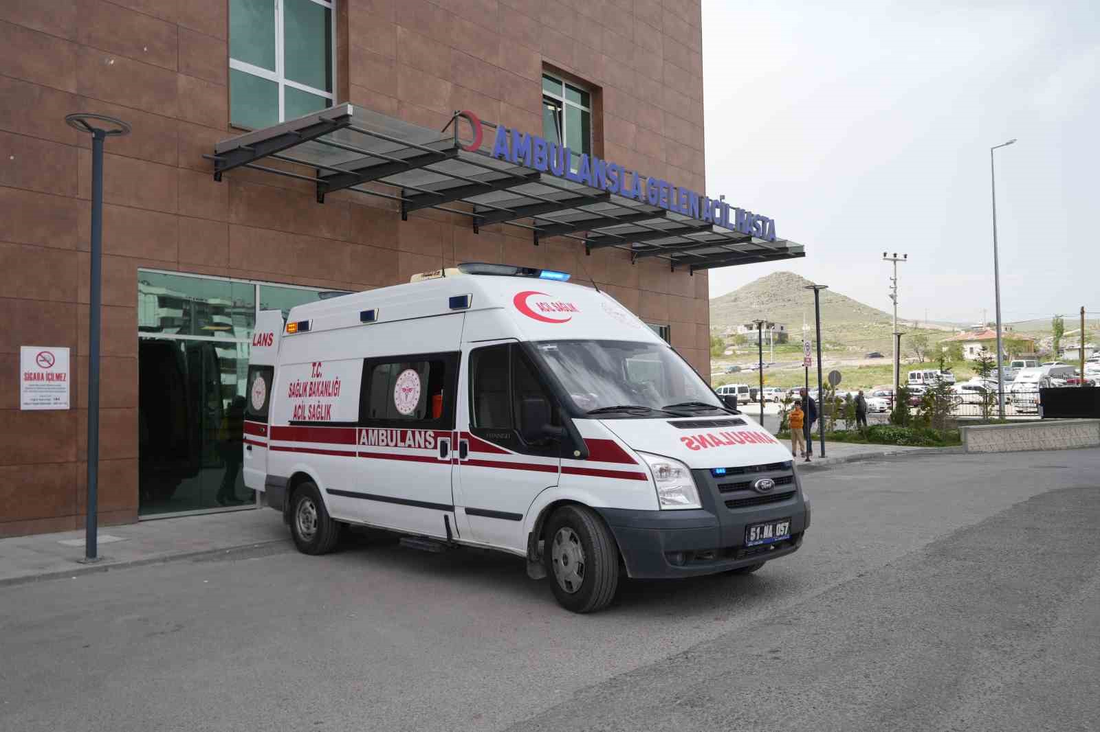 nigde-de-elektrik-faciasi-18-yasindaki-genc-hayatini-kaybetti