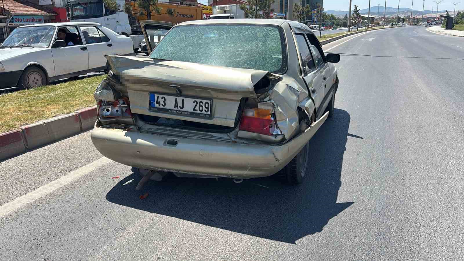 tavsanli-da-trafik-kazasi-1-yarali