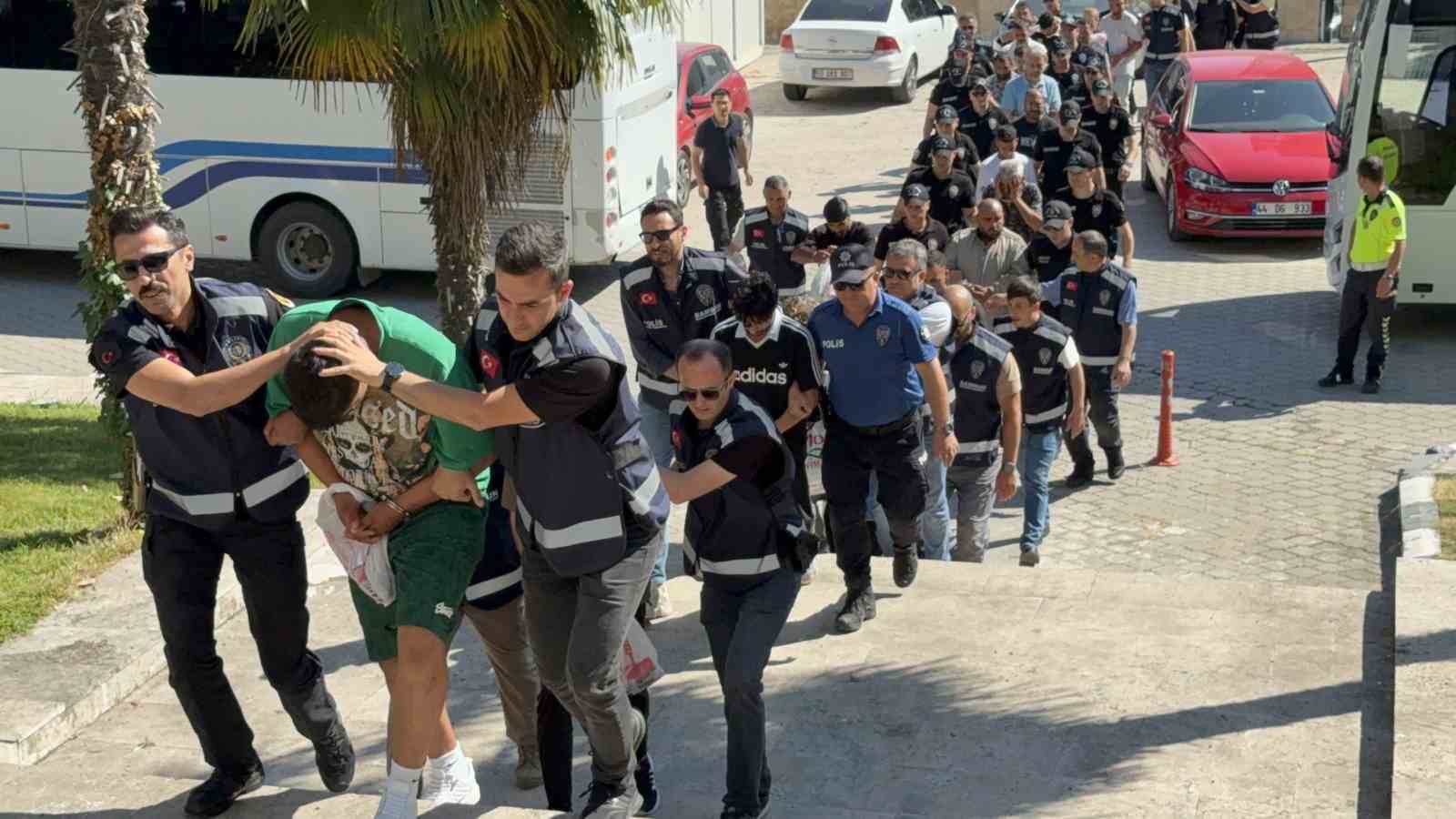 yasa-disi-bahisten-20-kisi-adliyeye-sevk-edildi