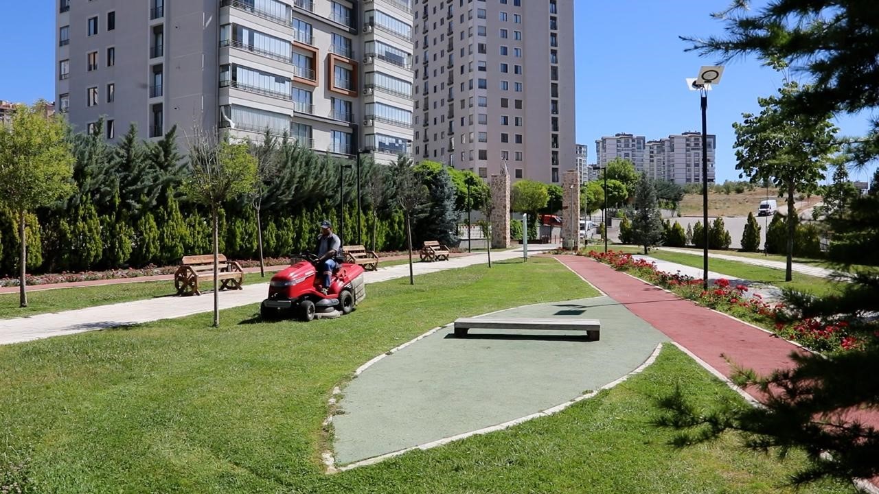 elazig-da-yesil-alanlarda-duzenleme-calismalari-suruyor