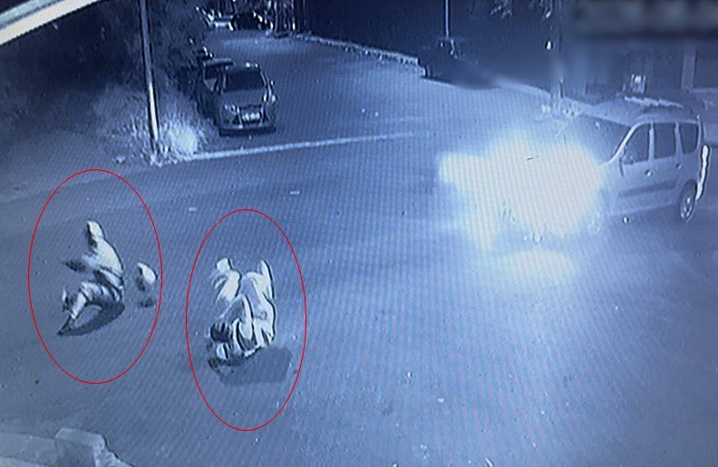 tekirdag-da-otomobilin-carptigi-motosikletten-firladilar
