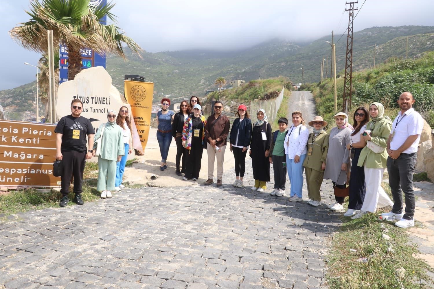 ogretmenler-hatay-in-tarihi-ve-kulturel-mirasini-yeniden-inceledi