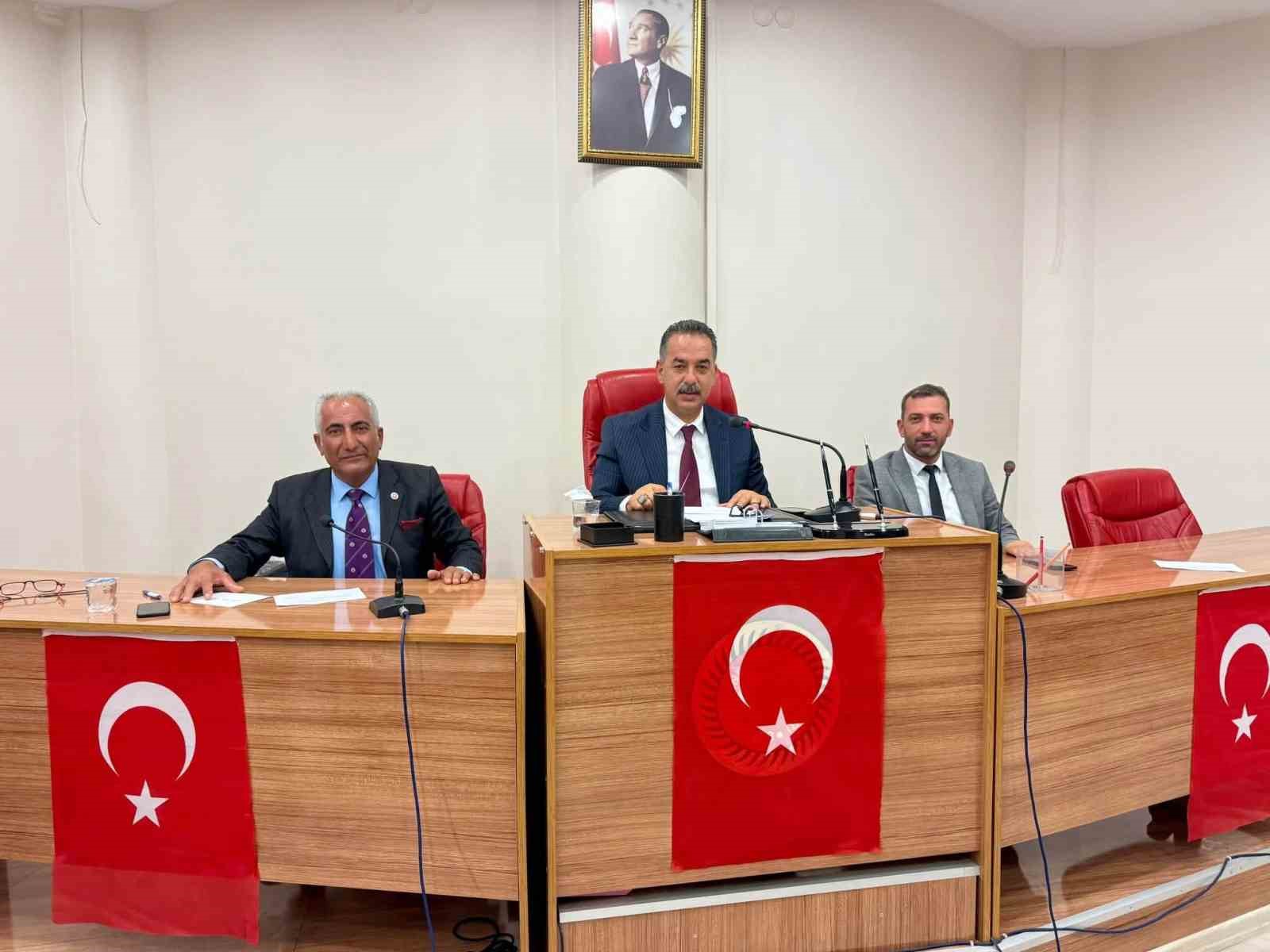 il-genel-meclisi-agustos-ayi-toplantisi-yapildi