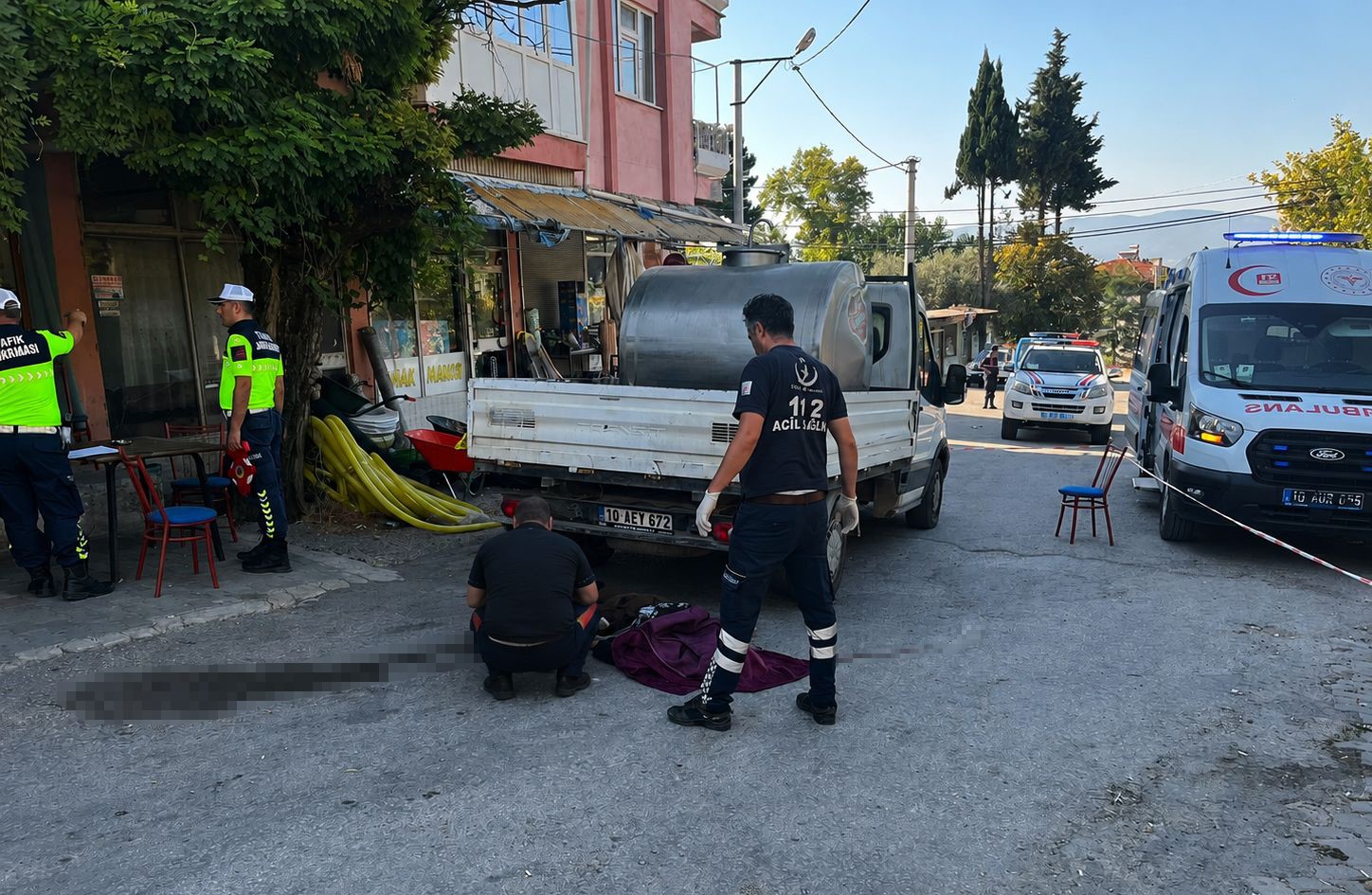 dursunbey-de-trafik-kazasi-91-yasindaki-sahis-hayatini-kaybetti
