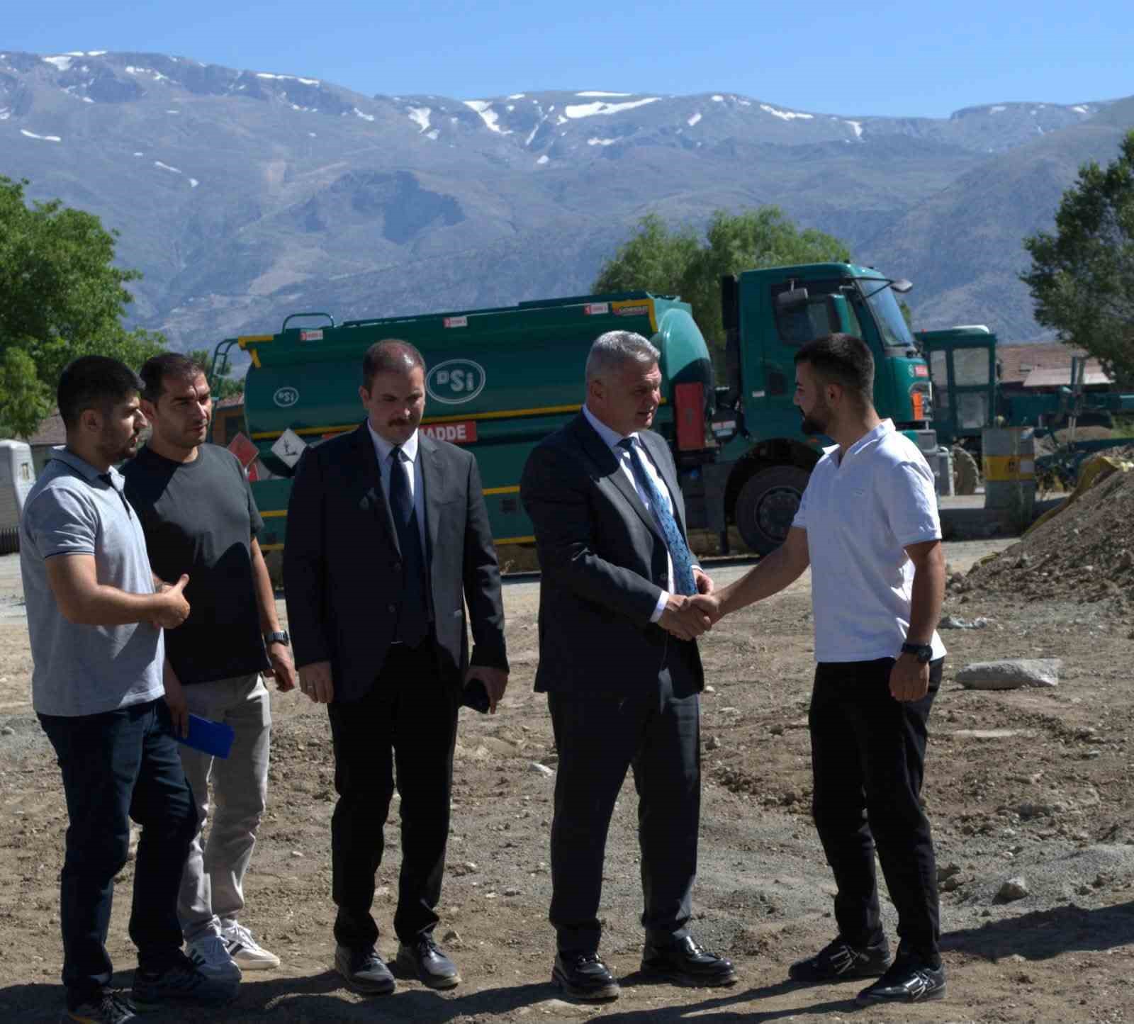 bolge-muduru-yavuz-dsi-erzincan-subesinde-incelemelerde-bulundu