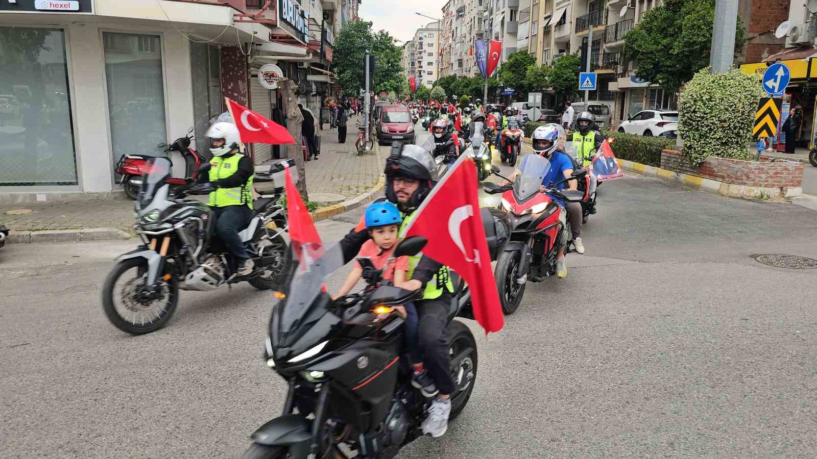 nazilli-de-iki-tekerli-kutlama