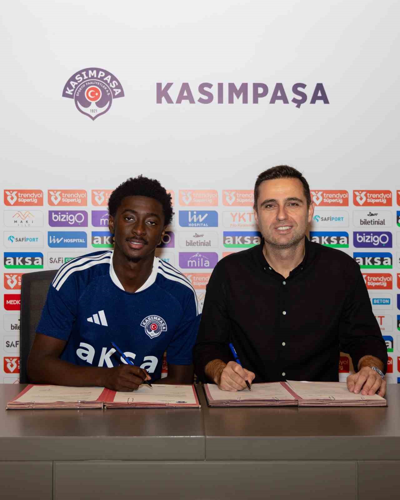 kasimpasa-ya-premier-lig-den-kanat-oyuncusu