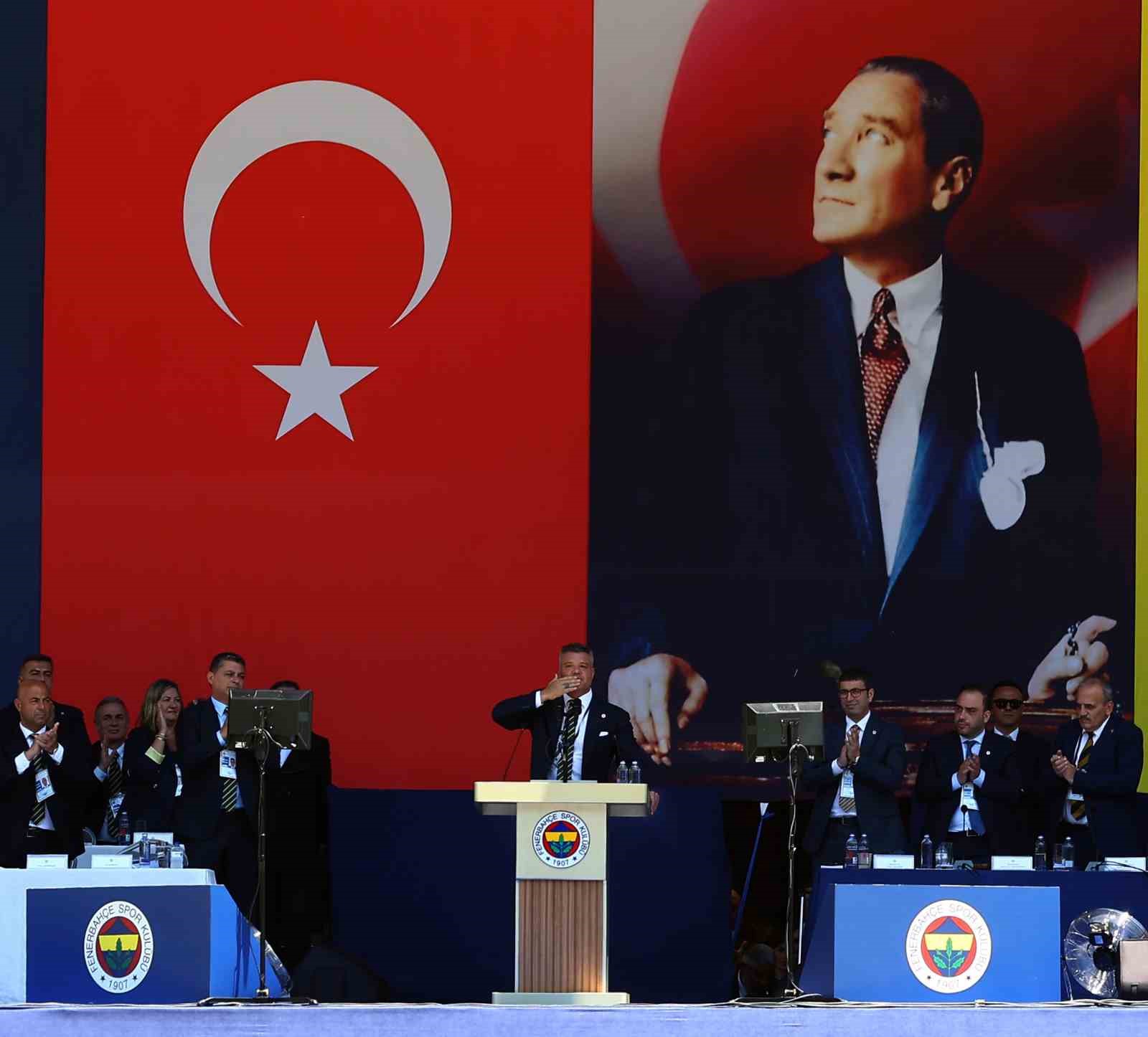 sadettin-saran-bugun-buradan-alnim-ak-basim-dik-sekilde-ayriliyorum