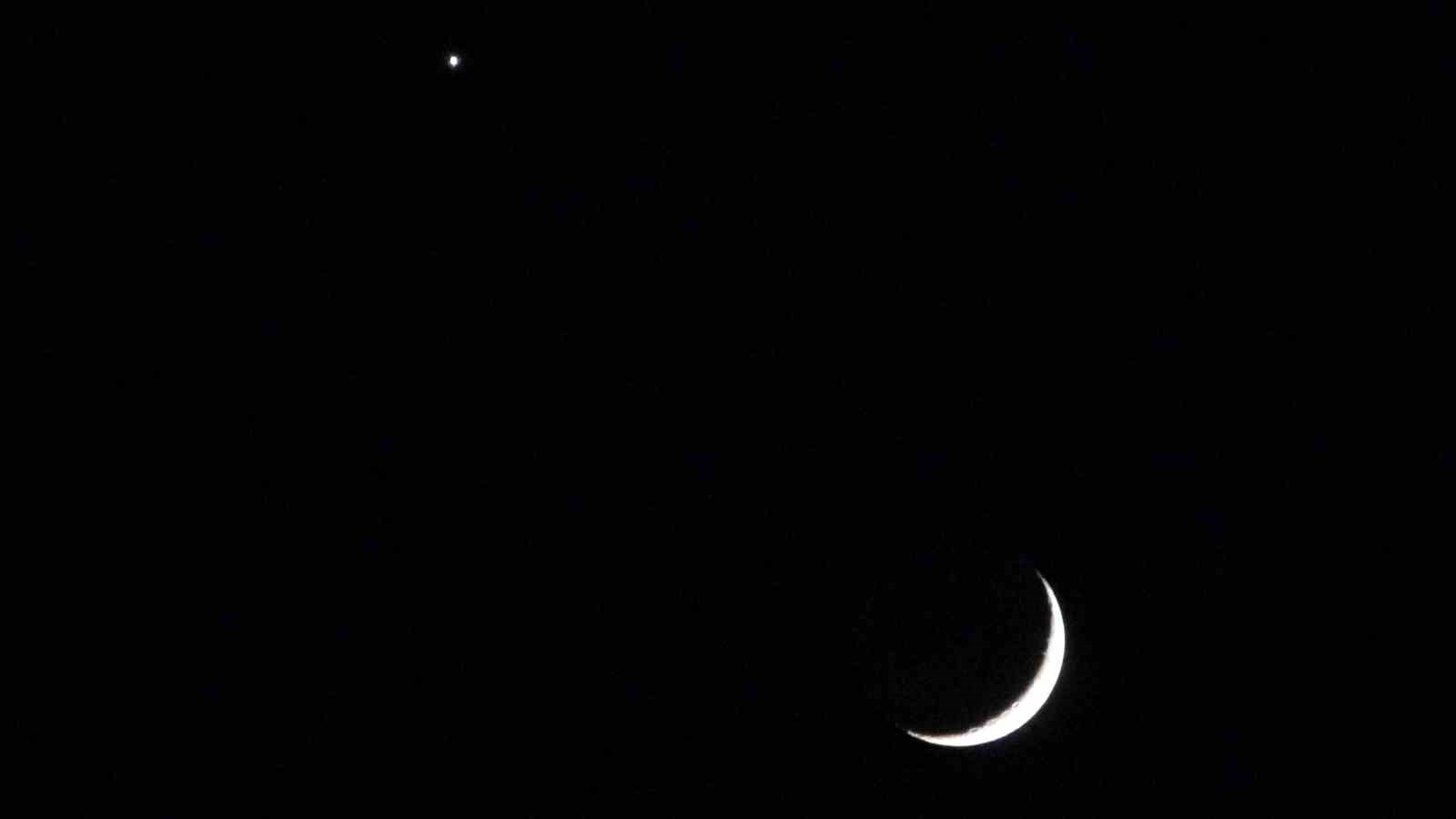 van-semalarinda-hilal-ay-ve-venus-ten-gorsel-solen