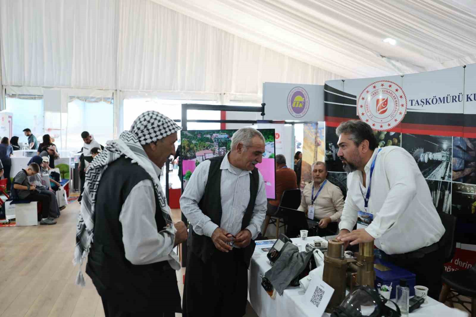 ttk-teknofest-te-madencilik-teknolojilerini-tanitiyor