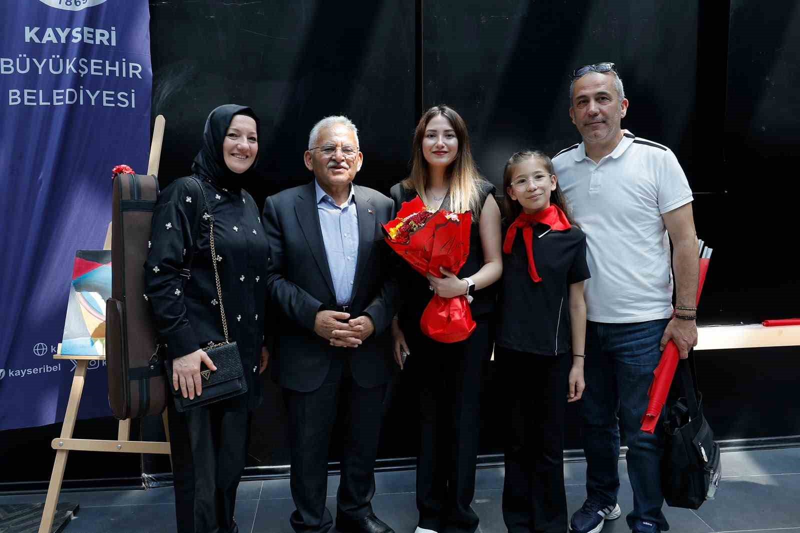 buyuksehir-konservatuarinda-mezuniyet-coskusu