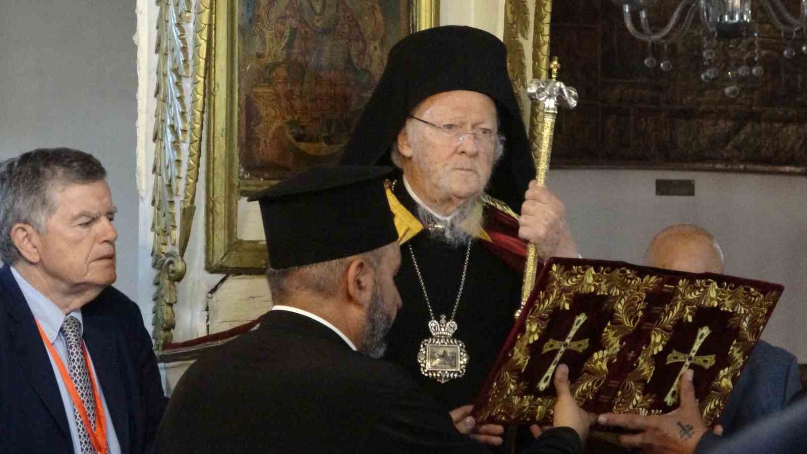 fener-rum-patrigi-bartholomeos-gokceada-da-ayin-yonetti