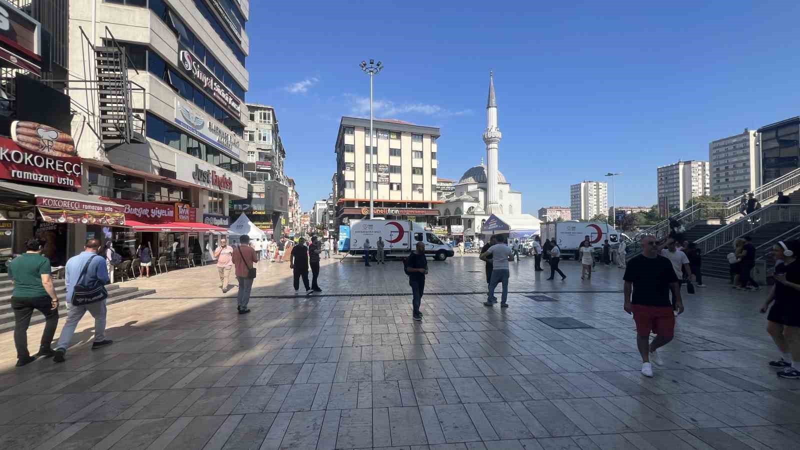 ibb-den-kizilay-a-meydanda-yer-cikmadi-bahcelievler-belediyesi-yer-tahsis-etti