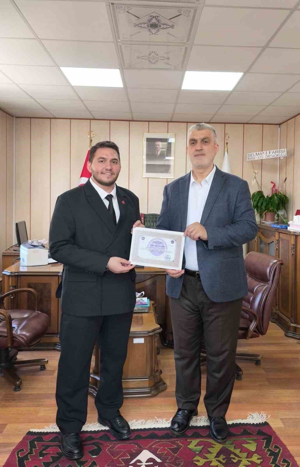 eskisehirli-kurra-hafiz-ali-haydar-kisla-ic-anadolu-bolgesi-birincisi-oldu