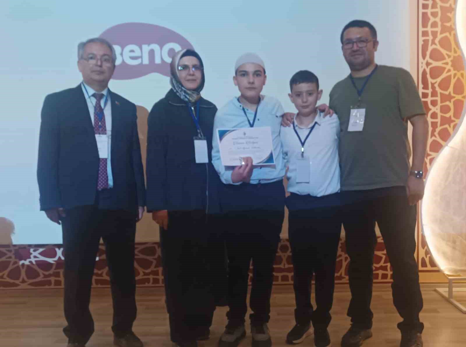 afyon-lisesi-ogrencisinden-gururlandiran-basari