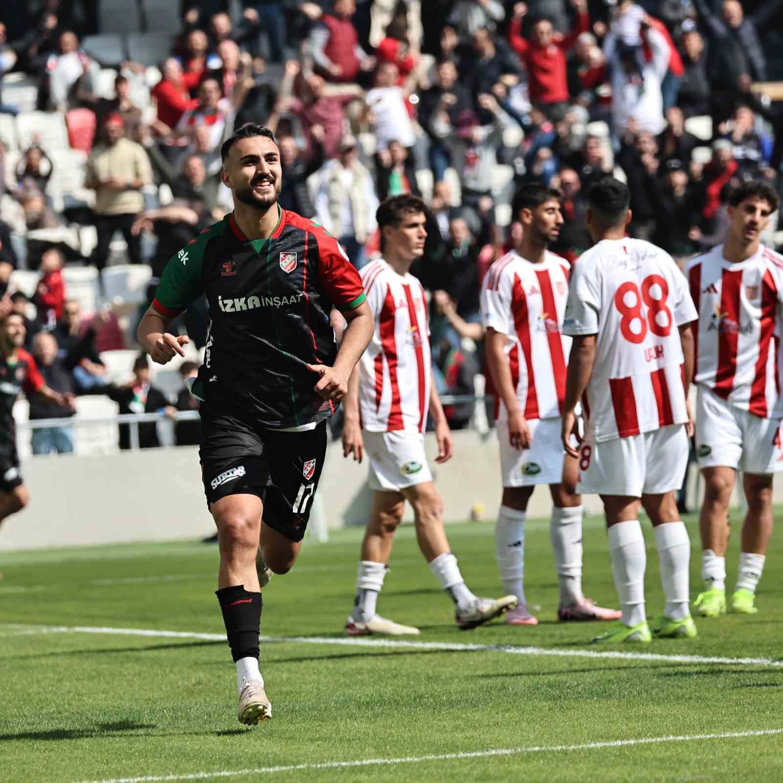 karsiyaka-omer-faruk-la-sozlesme-uzatmak-icin-gorusuyor