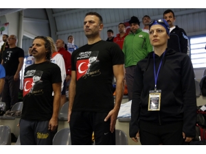 Alleben’de Kulaçlar, Ata’yı Saygı İçin Atıldı