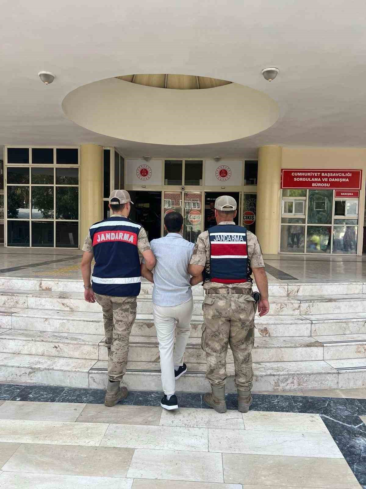 sanliurfa-da-hirsizlik-sucundan-aranan-hukumlu-yakalandi