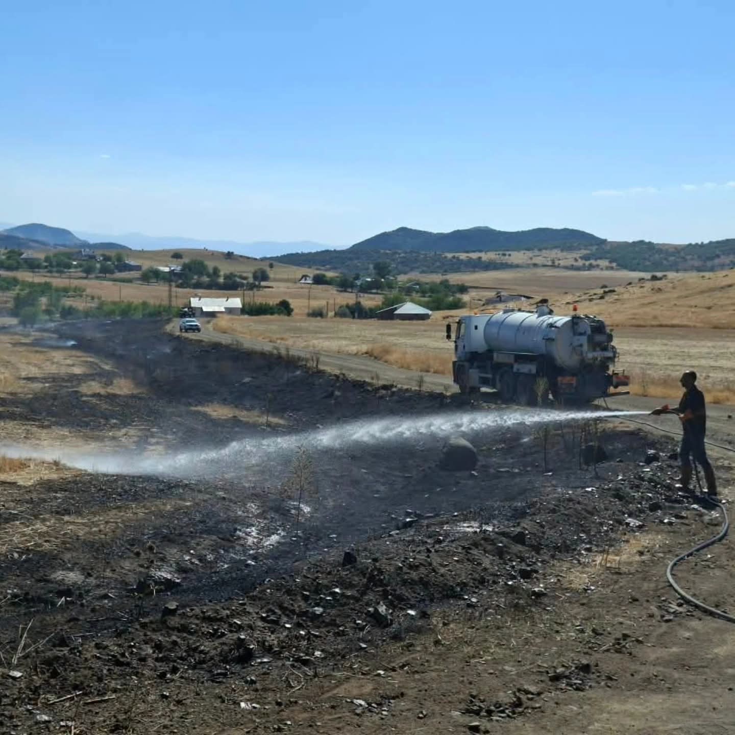 tunceli-de-ot-yangini-buyumeden-sonduruldu