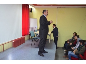 İvrindi’de Değerler Eğitimi Yardımlaşma Semineri İlgi Gördü