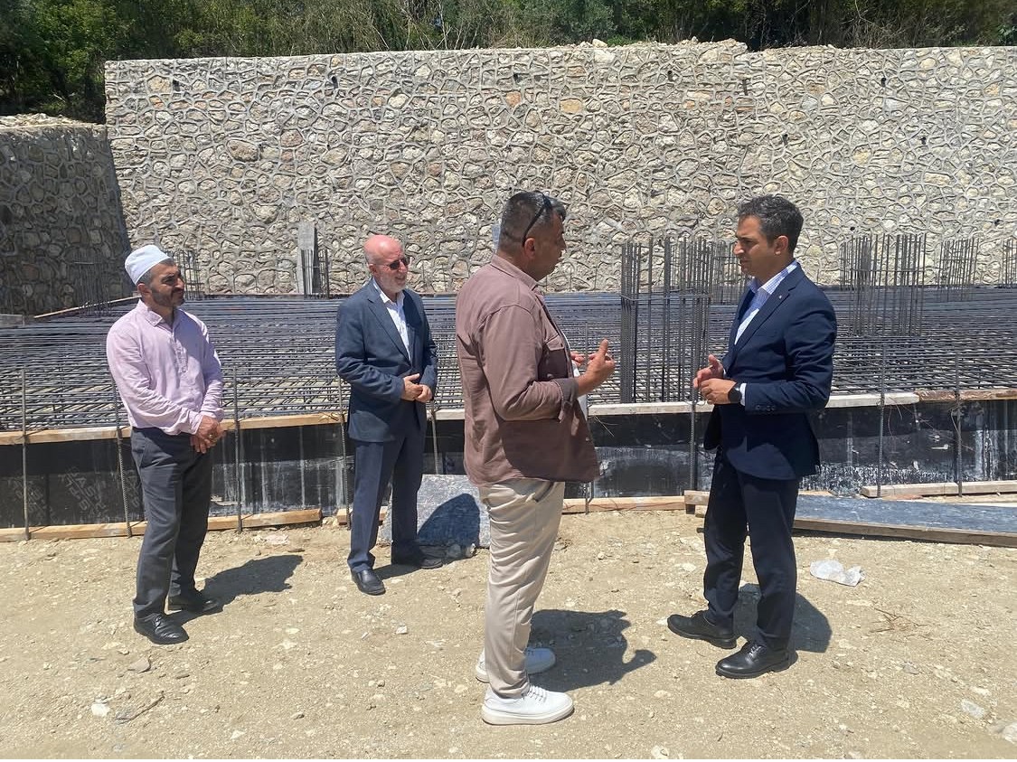 cokek-mahallesi-nde-cami-insaati-devam-ediyor
