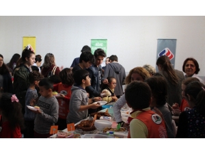 Tema Yararına Kermes Düzenlendi