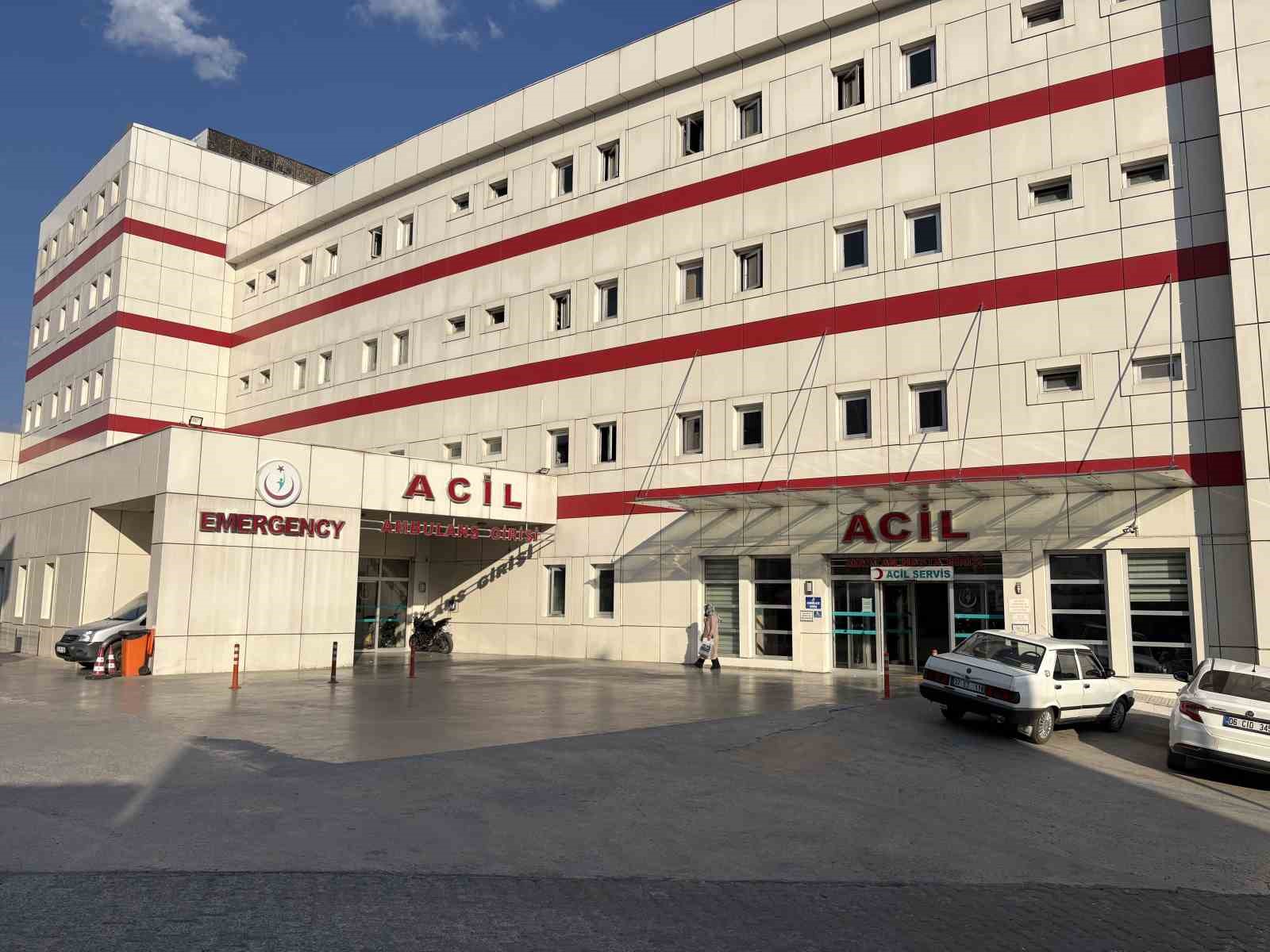 corum-fk-li-futbolcu-atakan-akkaynak-trafik-kazasinda-yaralandi
